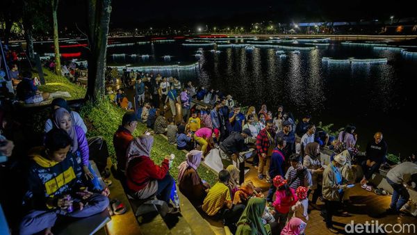 TMII Indah Banget Jelang Pergantian Tahun