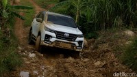 Harga BBM Diesel Naik, Isi Full Tank Fortuner-Pajero Keluar Duit Segini