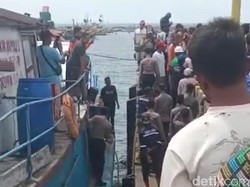 Pipa PDAM di Laut Rusak, Warga Pulau Gili Ketapang Kesulitan Air Bersih