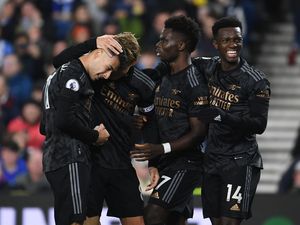 Arsenal Kokoh di Puncak Liga Inggris, Ini Pesan Fabregas Arsenal Kokoh di Puncak Liga Inggris, Ini Pesan Fabregas
