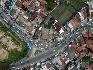 Begini Foto Udara Arus Balik Libur Nataru di Tol Cileunyi