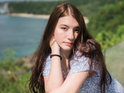 Sambut Tahun Baru, Cassandra Lee Selalu Ingin Beri Karya Indah