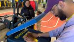 Fans Al Nassr Buru Jersey Cristiano Ronaldo