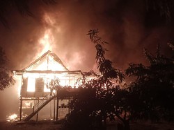 Kebakaran di Wajo Hanguskan 5 Rumah-3 Motor, Penghuni Lupa Matikan Kompor