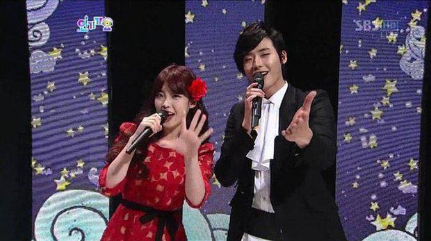 Lee Jong Suk dan IU