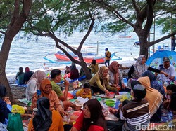 Pengunjung Pantai Grand Watu Dodol Banyuwangi Naik 5 Kali Lipat