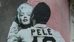 Poster Seni Pele Peluk Tokoh-tokoh Populer Dunia