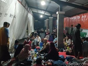 Banjir di Kota Pekalongan, BPBD: 1.200 Warga Mengungsi Banjir di Kota Pekalongan, BPBD: 1.200 Warga Mengungsi