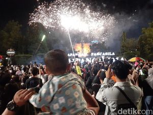 Catat Lur! Ini Lokasi Pesta Kembang Api Malam Tahun Baru di Semarang Catat Lur! Ini Lokasi Pesta Kembang Api Malam Tahun Baru di Semarang