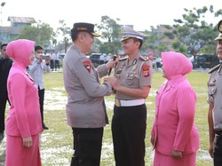 866 Anak Buah Naik Pangkat, Kapolda Riau Minta Perbaiki Akhlak-Karakter