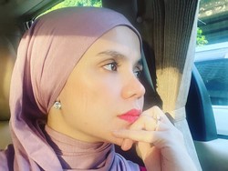 Gugat Cerai Indra Bekti, Aldila Jelita Dihujat!