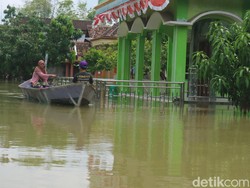Banjir di Pati Capai 1,6 Meter, Akses Jalan Desa Banjarsari Lumpuh