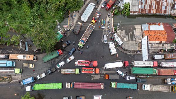 Lihat Lagi Banjir di Jalur Pantura Kaligawe-Genuk Semarang