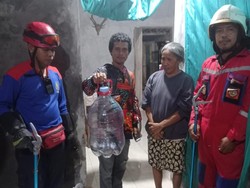 Warga Klaten Kena Sembur Ular Kobra di Rumahnya