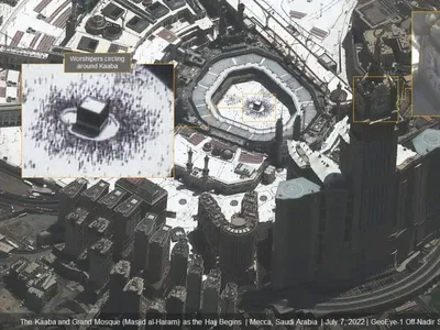 Foto Citra Satelit Kejadian 2022, Ada Perang, Letusan Gunung hingga Haji