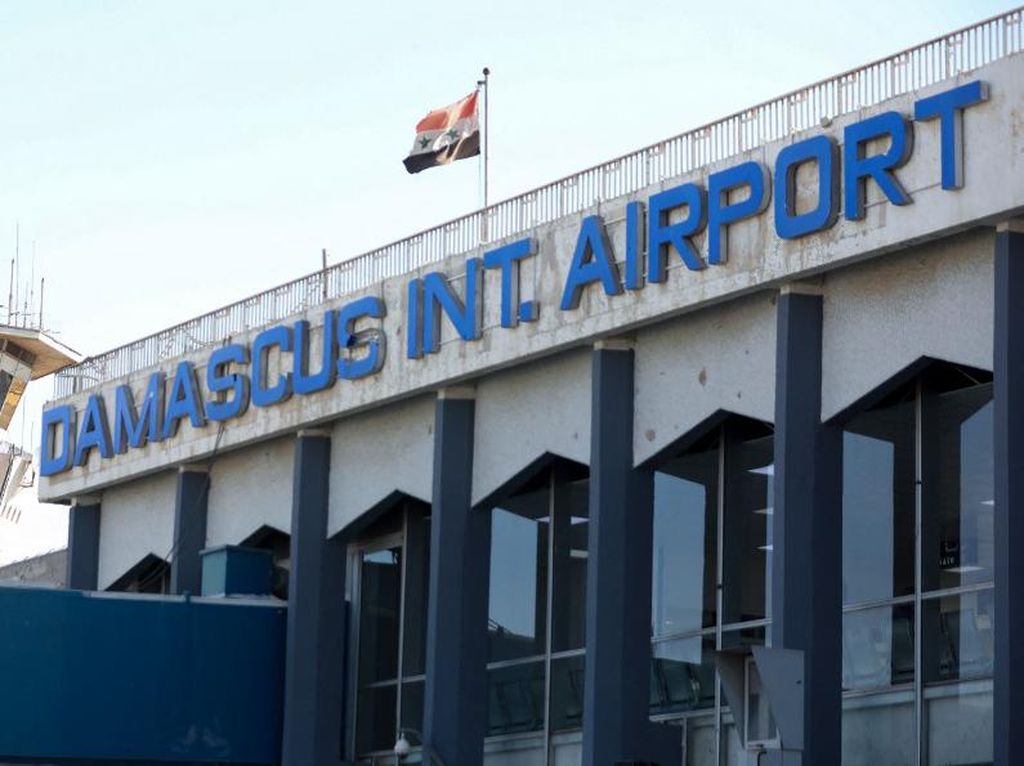 Petaka Serangan Rudal Israel Bikin Bandara Damaskus Porak-poranda