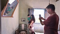 Rumah itu dibangun berdasarkan ingatan ibunya, Celeste Arantes do Nascimento yang sekarang berusia 100 tahun. Getty Images/Pedro Vilela
