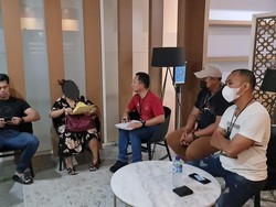 Polda Metro Tangkap Pelaku Penipuan yang Rugikan Jemaah Umroh Rp 2,2 M!