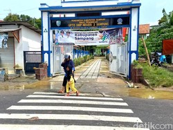 3 Gedung SMP-19 SD di Sampang Terdampak Banjir, Ratusan Siswa Diliburkan