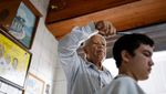 Sosok Didi Si Tukang Cukur Rambut Pele