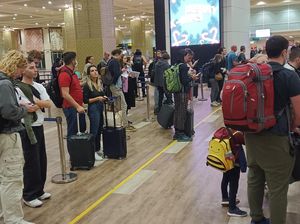 5 Penerbangan di Bandara Ngurah Rai Terganggu Akibat Angin Kencang