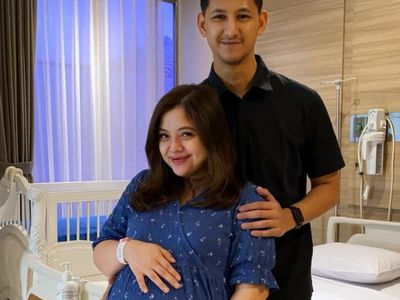 6 Potret Haru Perjalanan Lahiran Anak Kedua Tasya Kamila