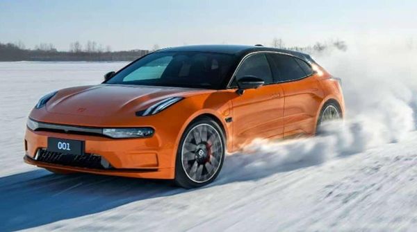 Mudik Nggak Pusing Cari Cas! Mobil Listrik Ini Bisa PP Jakarta-Semarang