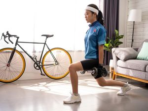 5 Olahraga yang Bisa Dilakukan di Rumah Saat Musim Hujan, Apa Saja? 5 Olahraga yang Bisa Dilakukan di Rumah Saat Musim Hujan, Apa Saja?