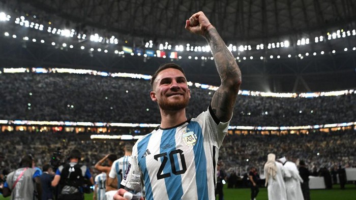 LUSAIL CITY, QATAR - DECEMBER 18: Alexis Mac Allister of Argentina celebrates after the teams victory in the penalty shoot out during the FIFA World Cup Qatar 2022 Final match between Argentina and France at Lusail Stadium on December 18, 2022 in Lusail City, Qatar. (Photo by Shaun Botterill - FIFA/FIFA via Getty Images)