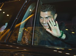 Cristiano Ronaldo meneken kontrak berdurasi dua setengah musim di Al Nassr dan dibayar 200 juta euro (Rp 3,3 triliun) per tahun! (Foto: Anadolu Agency via Getty Images/Anadolu Agency)