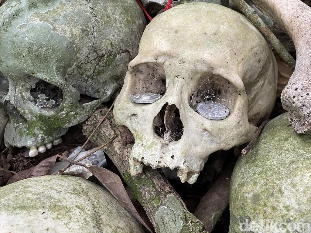 Tentang Kuburan Terbuka Desa Terunyan Bali dan Legendanya
