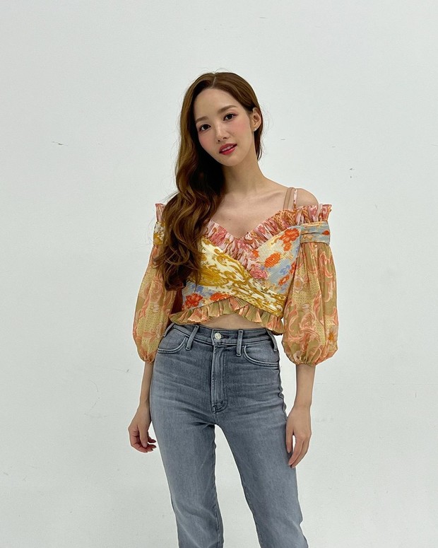 Gaya Park Min Young. Foto: Instagram.com/rachel_mypark