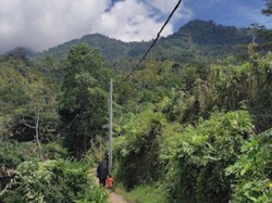 Jalur Pendakian Gunung Karang Cadasari Pandeglang Kembali Dibuka