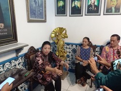 Usai Sungkem ke PB XIII, LDA Akan Minta Gibran Bangun Keraton Solo