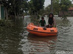 Banjir Masih Rendam 10 Desa di Sayung Demak, Ketinggian hingga 30 Cm