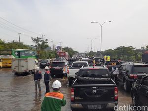 Banjir Jalan Kaligawe Semarang Mulai Surut, Ini Titik yang Masih Tergenang Banjir Jalan Kaligawe Semarang Mulai Surut, Ini Titik yang Masih Tergenang