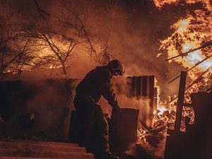 Diserang Rusia, Kota Bakhmut Ukraina Kembali Membara