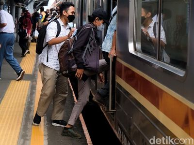 Penampakan Celah Peron Lebar di Stasiun KRL yang Dikeluhkan Anker