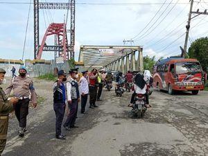 Arus Balik Nataru di Jembatan Wampu Stabat Ramai Lancar