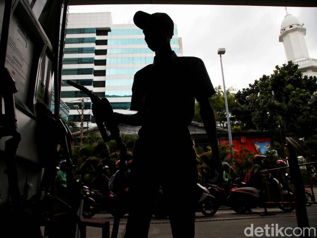 Update Harga BBM Pertamina Terkini, Pertamax Hingga Pertalite Update Harga BBM Pertamina Terkini, Pertamax Hingga Pertalite