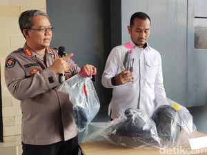 Polisi Cari Barang Bukti yang Dibuang Maling Rumah Jaksa KPK di Jogja Polisi Cari Barang Bukti yang Dibuang Maling Rumah Jaksa KPK di Jogja