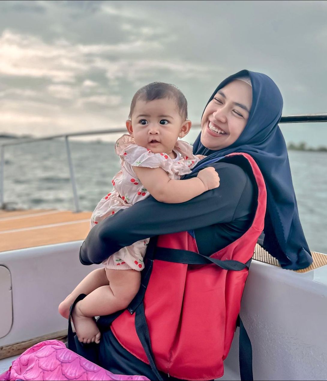 Ria Ricis liburan ke Bali