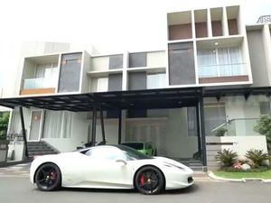 Foto: Rumah Mewah Valencia Nathania, Hasil Jualan Skincare Jerawat Foto: Rumah Mewah Valencia Nathania, Hasil Jualan Skincare Jerawat