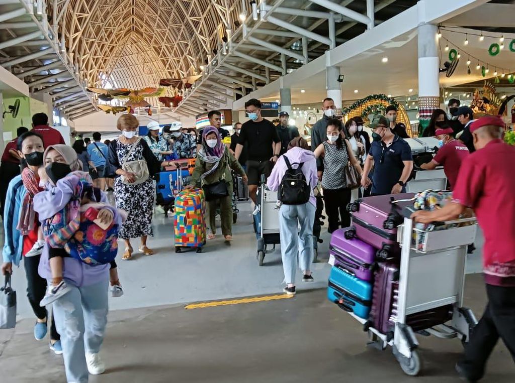 Penumpang Bandara SSK II Pekanbaru Naik 29% Selama Libur Nataru