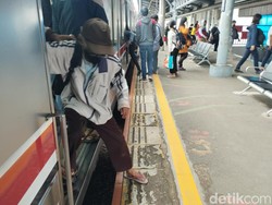 Anker Keluhkan Celah Peron Terlalu Lebar, KAI Akan Beri Solusi Ini