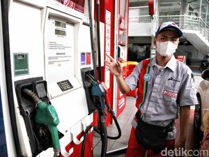 Daftar Harga BBM Pertamina Terbaru, Pertamax di Sulsel Naik Jadi Rp 13.350 Daftar Harga BBM Pertamina Terbaru, Pertamax di Sulsel Naik Jadi Rp 13.350