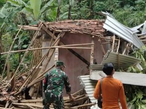 Angin Kencang dan Tanah Longsor Landa Caringin Bogor, 2 Keluarga Ngungsi