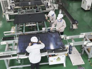 Begini Cara China Bikin PLTS Rumahan