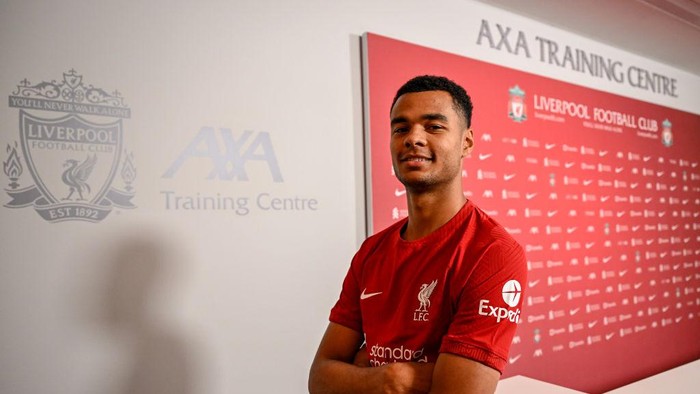 Cody Gakpo KIRKBY, ENGLAND - DECEMBER 28: (THE SUN OUT, THE SUN ON SUNDAY OUT) Cody Gakpo new signing for Liverpool at AXA Training Centre on December 28, 2022 in Kirkby, England. (Photo by Andrew Powell/Liverpool FC via Getty Images)