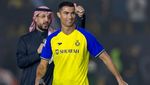 Meme Ronaldo Dirujak Netizen Gegara Senggol Messi